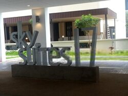 Skysuites 17 (D12), Apartment #456379981